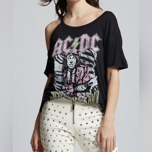 Recycled Karma AC/DC The Razors Edge Tour Cold Shoulder Tee Size S - Black NWOT - Picture 1 of 9